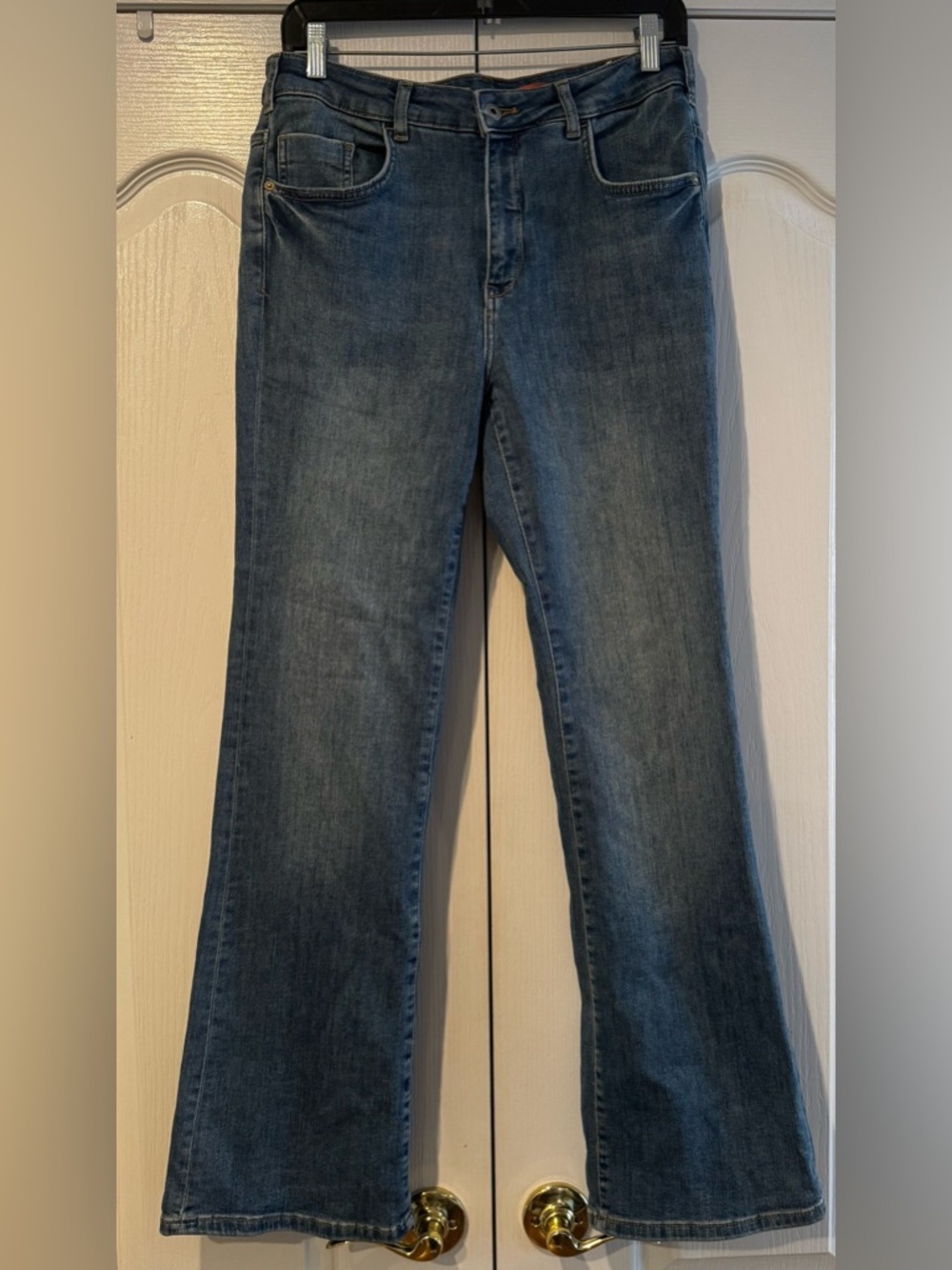 Pilcro by Anthropologie Medium Wash The Demilune Boot Cut Jeans - Size 30 - Picture 3 of 7